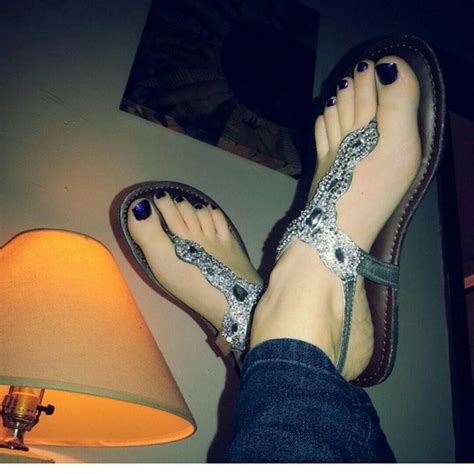 sexy amateur feet